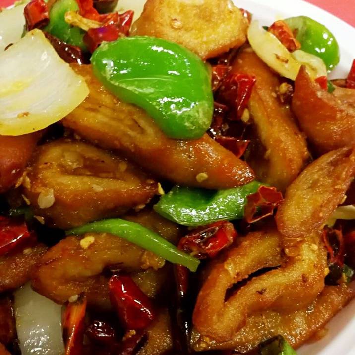 干煸肥肠 Dry-fried  Pork Intestine